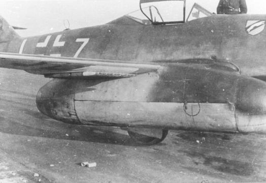 Me 262 R4M.jpg